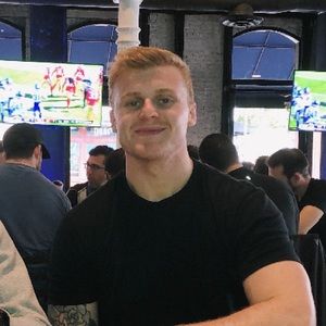 Meet your Posher, Dustin